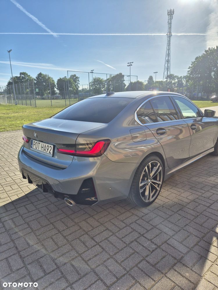 BMW Seria 3 330i xDrive M Sport - 8