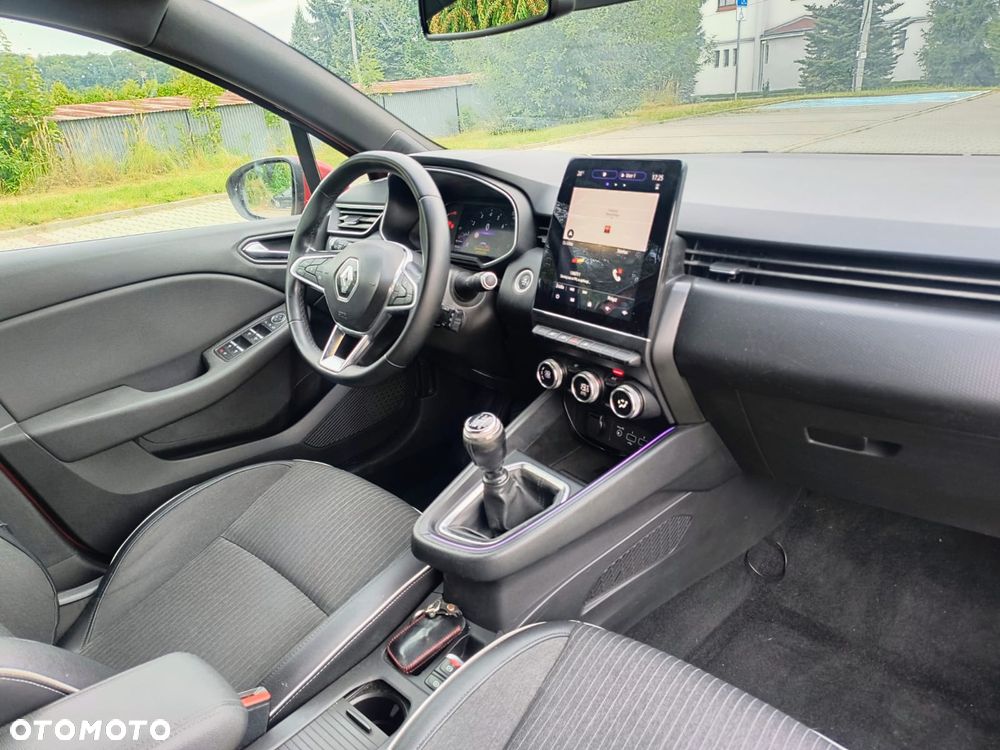 Renault Clio - 25