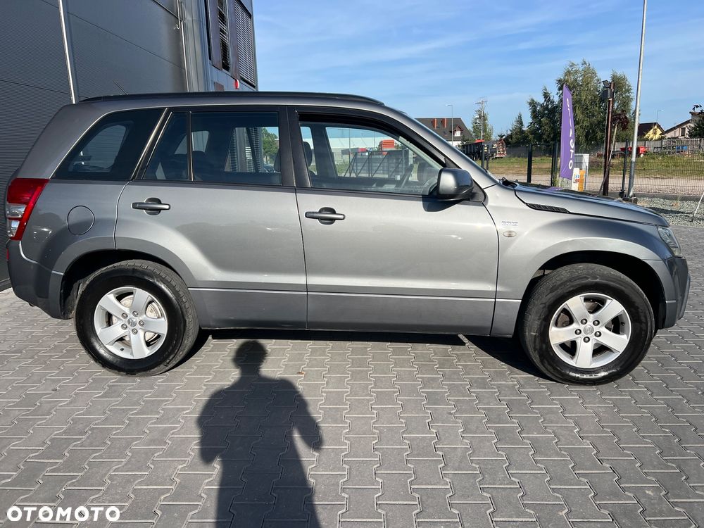 Suzuki Grand Vitara 1.9 DDiS Premium - 9