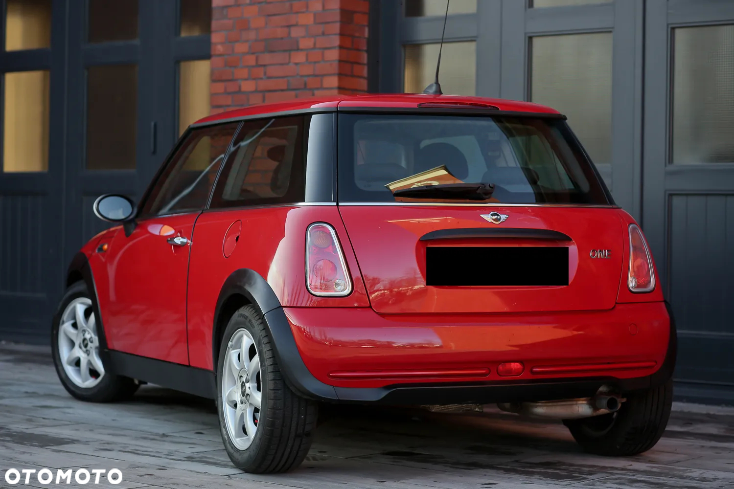 MINI ONE - 13
