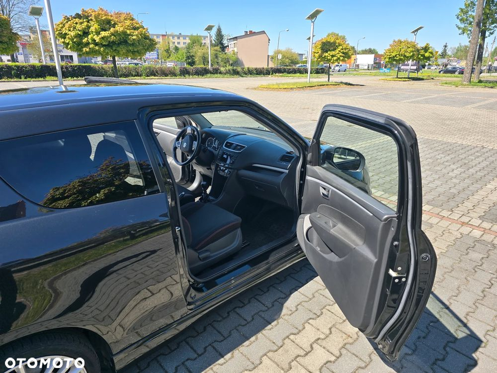 Suzuki Swift 1.6 Sport - 14