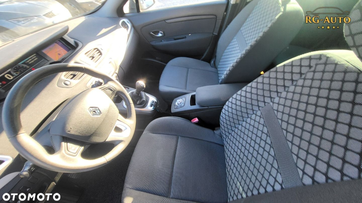 Renault Scenic - 26
