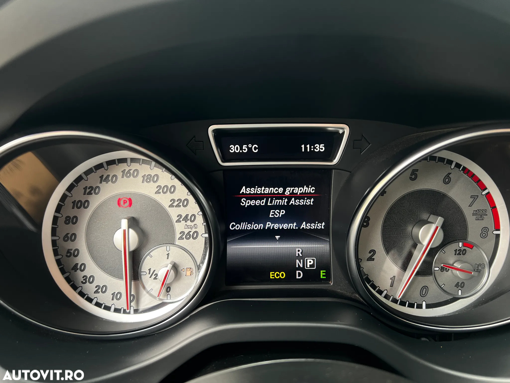 Mercedes-Benz CLA 250 4MATIC Aut. - 29