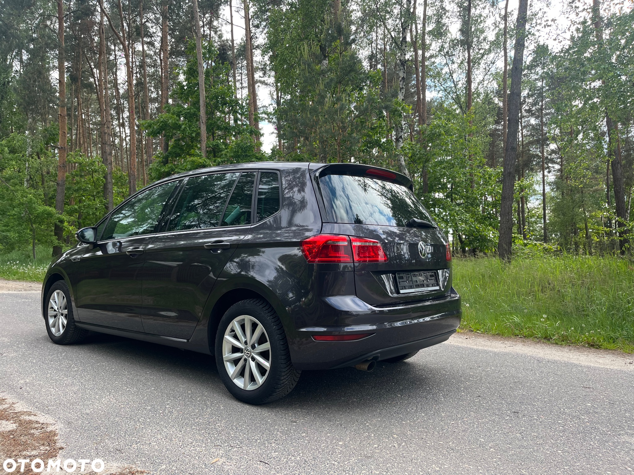 Volkswagen Golf Sportsvan 1.2 TSI (BlueMotion Technology) Comfortline - 4