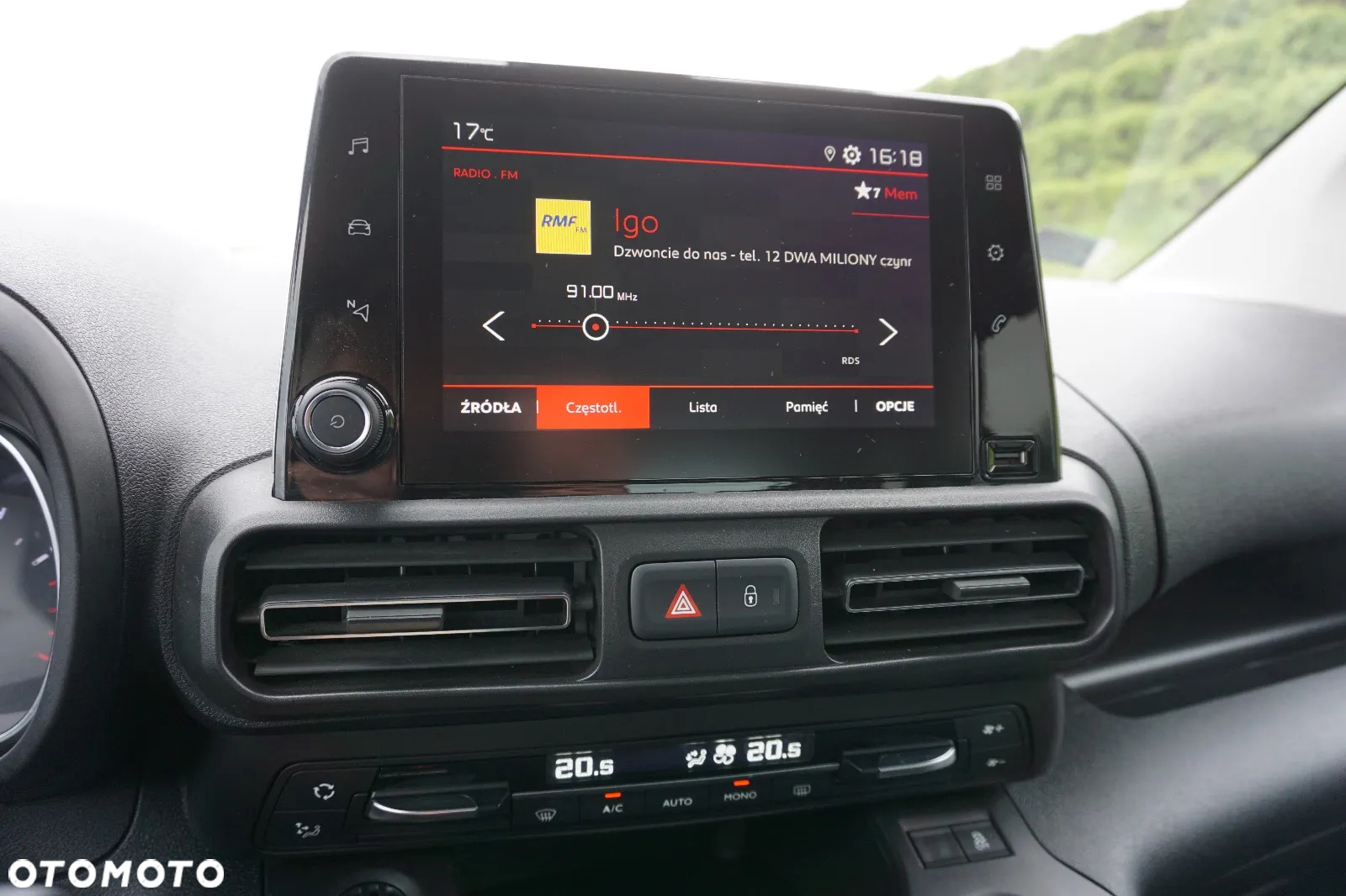 Citroën Berlingo M 1.2 PureTech Live Pack S&S - 29