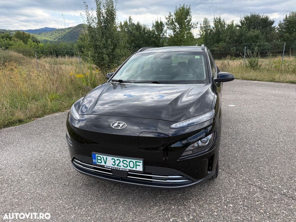 Hyundai KONA - 11