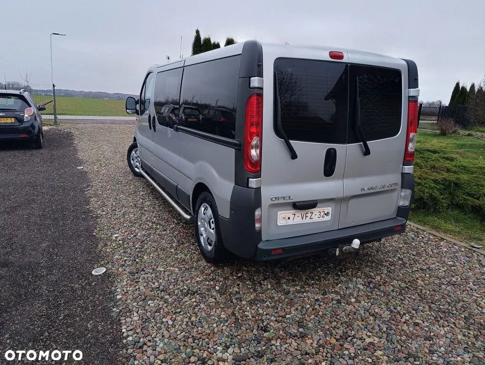 Opel Vivaro - 21