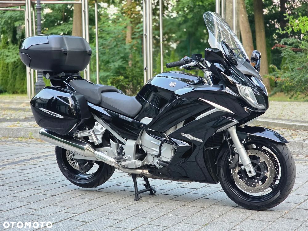 Yamaha FJR - 9