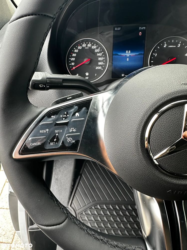 Mercedes-Benz Sprinter - 19