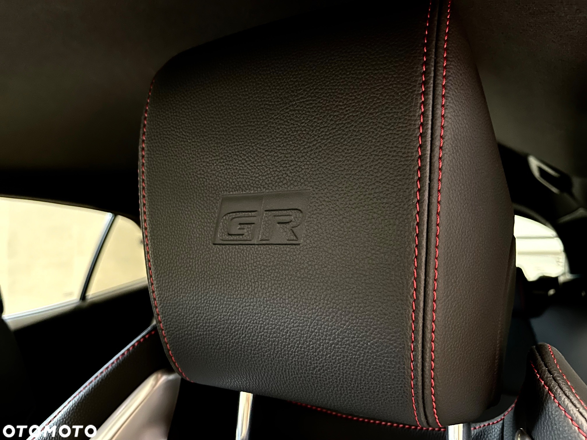 Toyota Corolla 2.0 Hybrid GR Sport Dynamic - 22