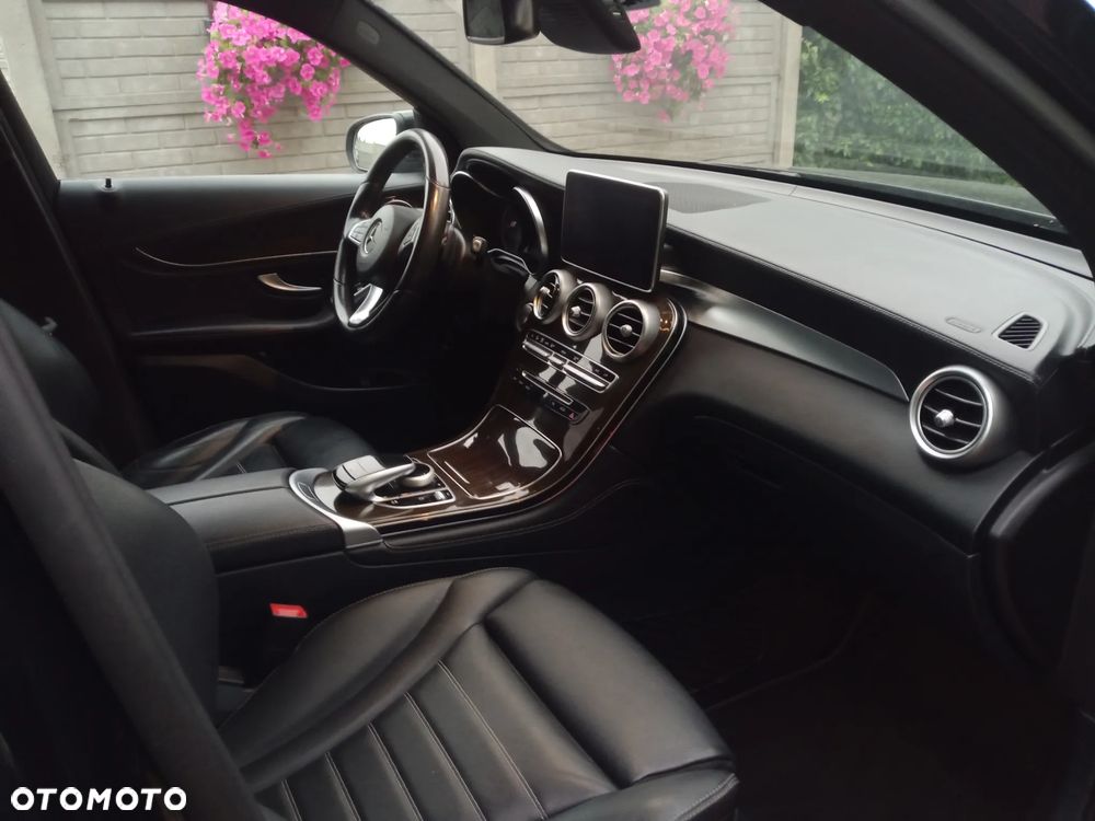 Mercedes-Benz GLC - 5