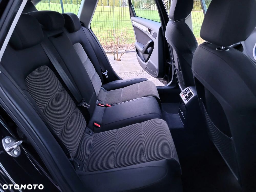 Audi A4 Avant 2.0 TDI DPF Attraction - 11