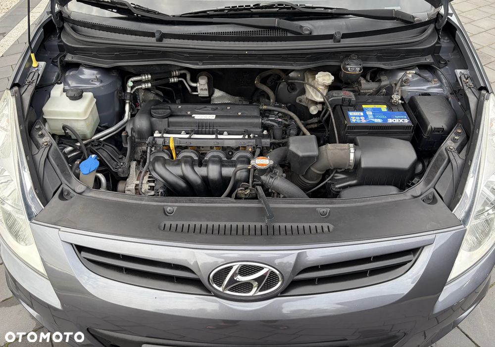 Hyundai i20 1.4 Comfort - 13
