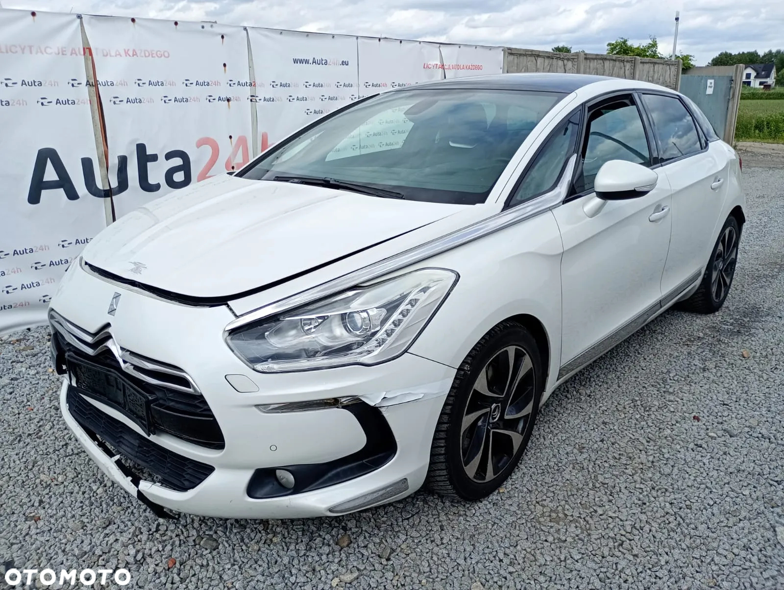 Citroën DS5 1.6 THP SportChic - 5