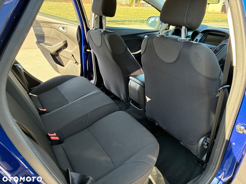 Ford Focus - 10
