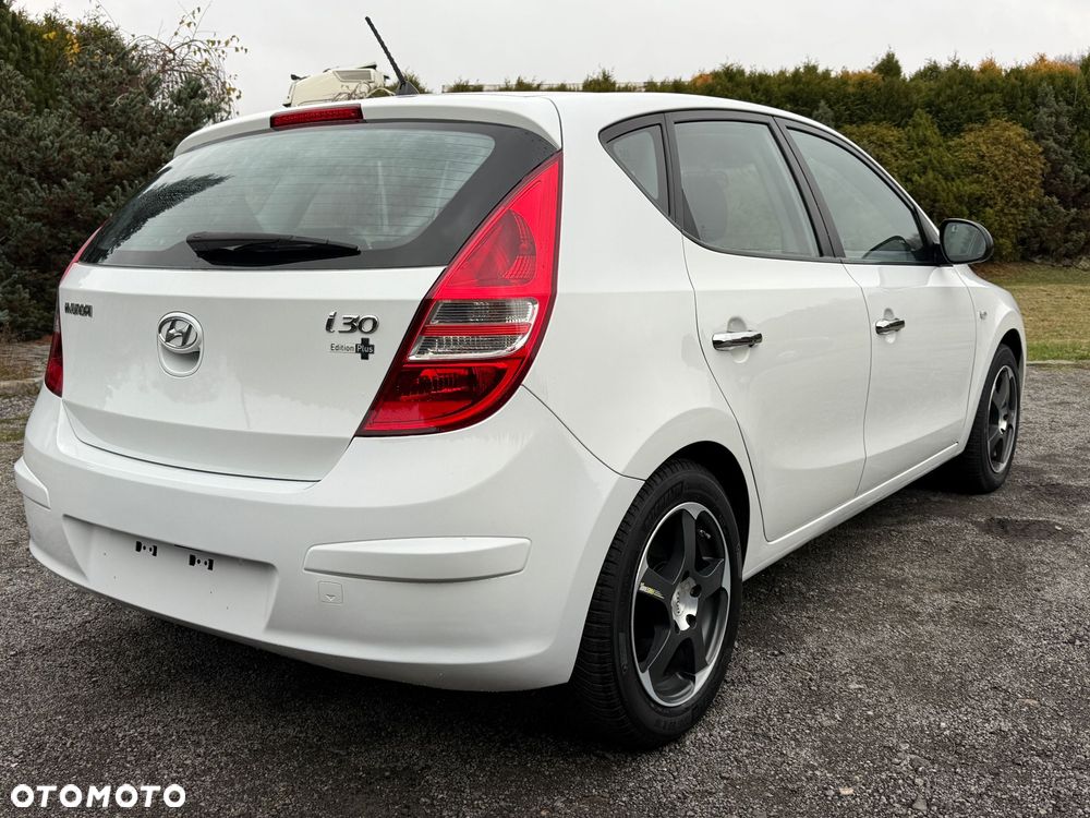 Hyundai i30 1.4 Edition Plus - 4