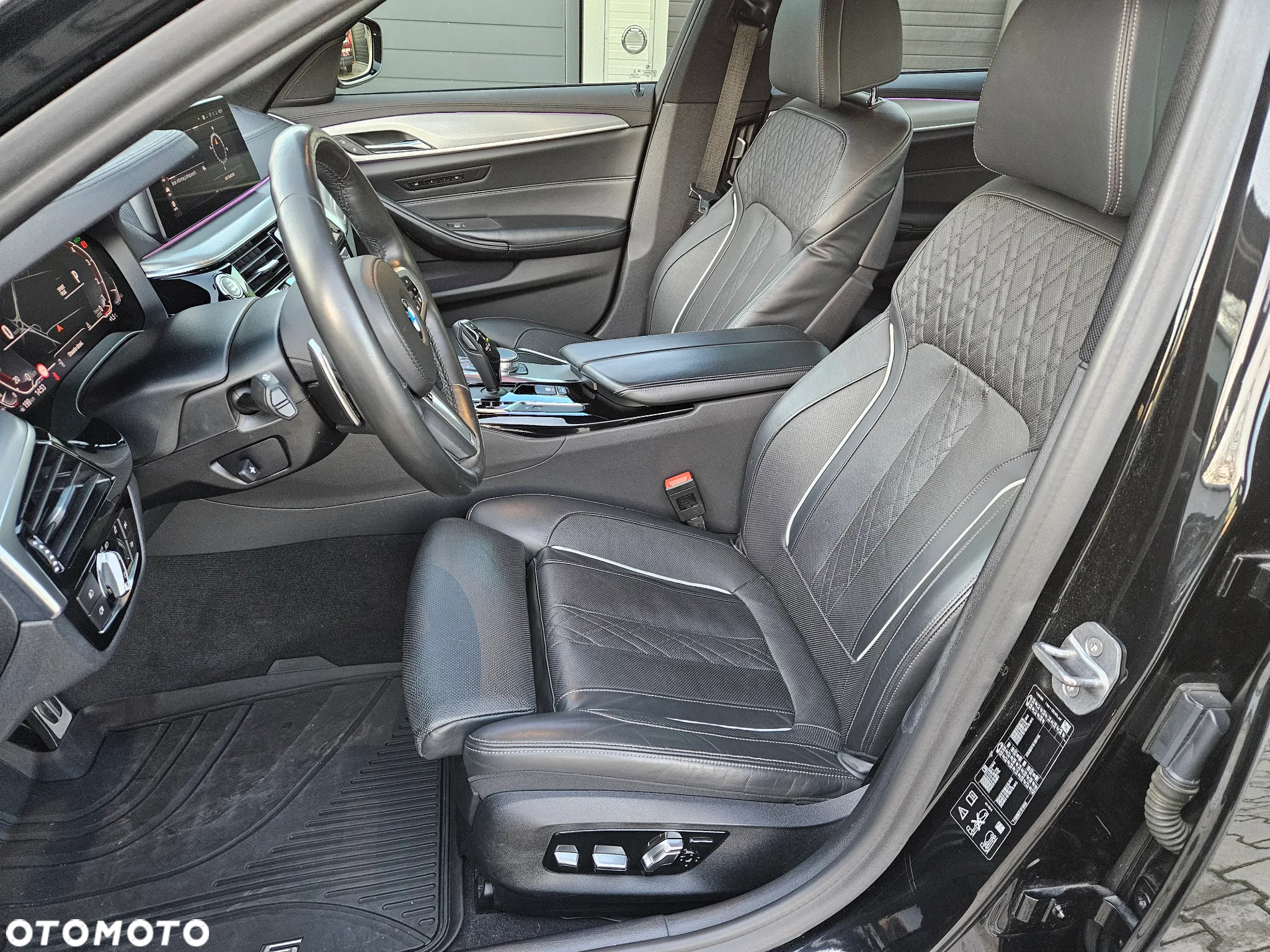 BMW Seria 5 540i xDrive M Sport sport - 23