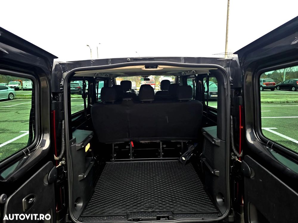 Renault Trafic 2.0 Blue dCi 145 Combi L2H1 7+1 locuri Expression Plus - 9