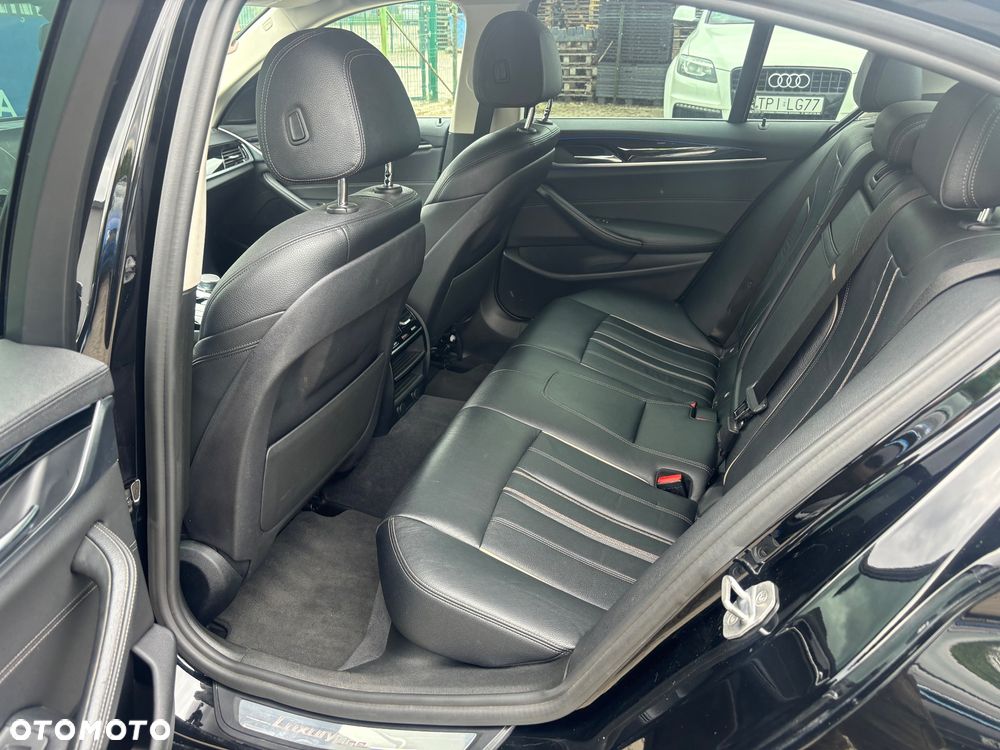 BMW Seria 5 520d xDrive Luxury Line sport - 25