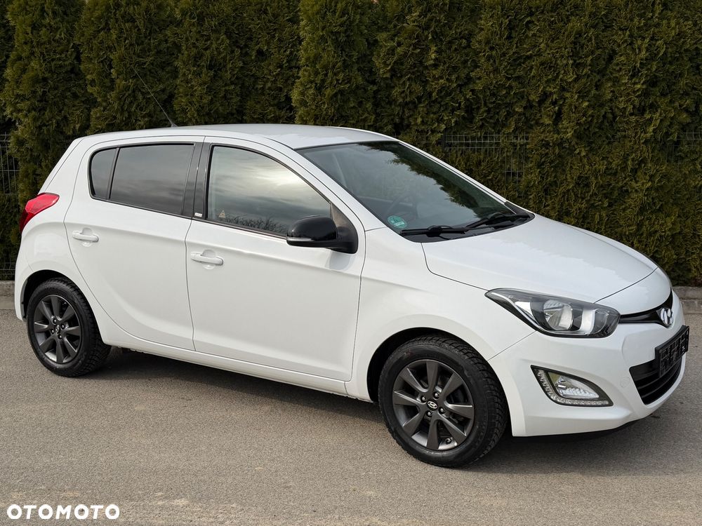 Hyundai i20 1.2 Fifa World Cup Edition - 9