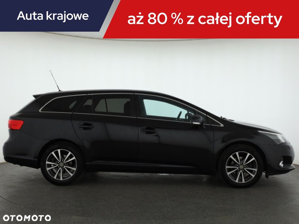 Toyota Avensis - 8