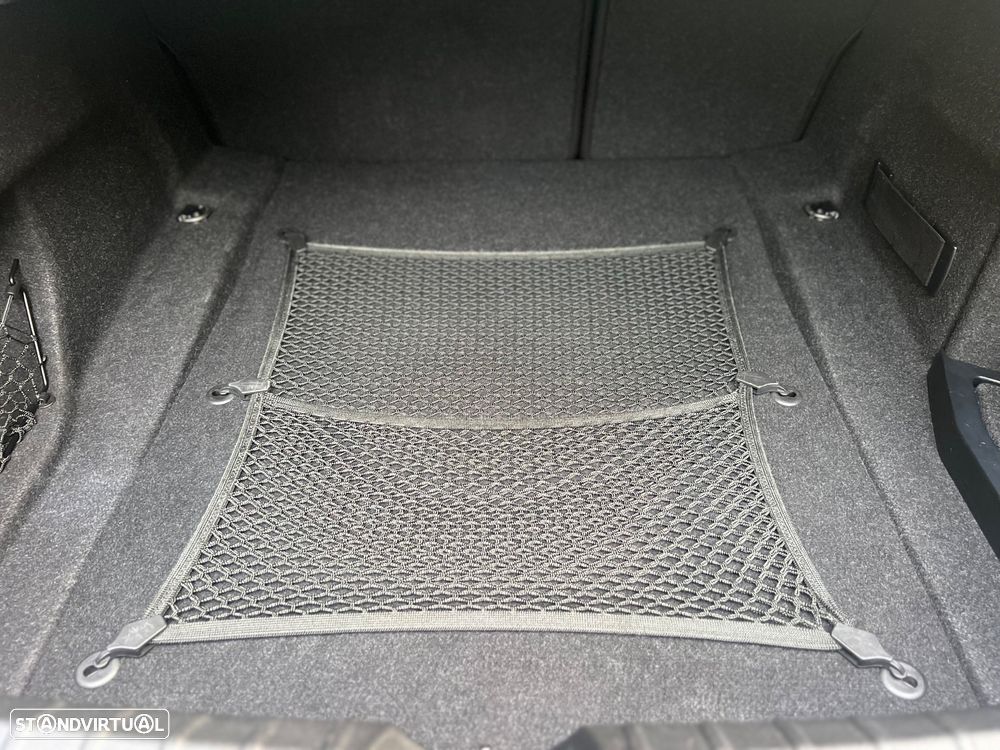 BMW M4 Coupe DKG - 23