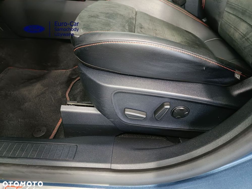 Ford Kuga 2.5 Duratec PHEV ST-LINE X - 18