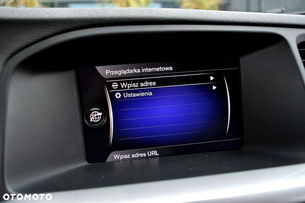 Volvo V60 D3 R-Design - 30