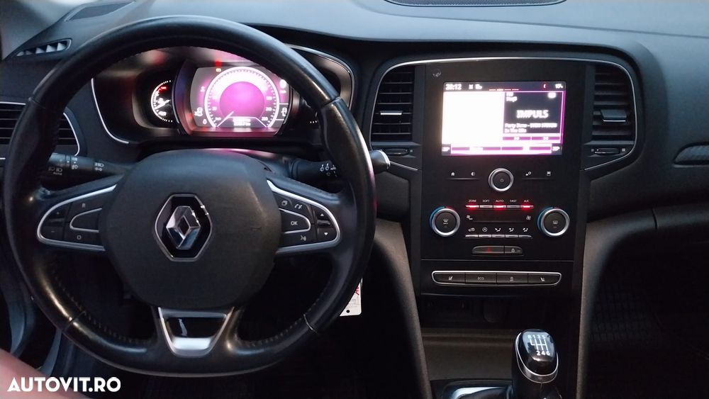 Renault Megane - 8