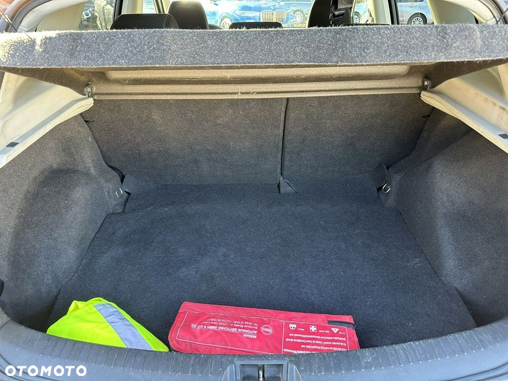 Nissan Qashqai - 11
