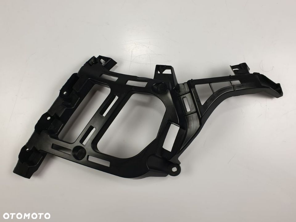 PEUGEOT 3008 5008 od 2017 r . Ślizg zderzaka Prawy Tył - 1