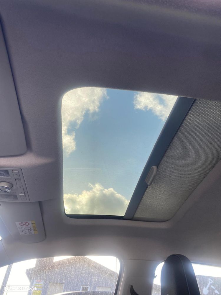 SEAT Mii 1.0 Connect - 13