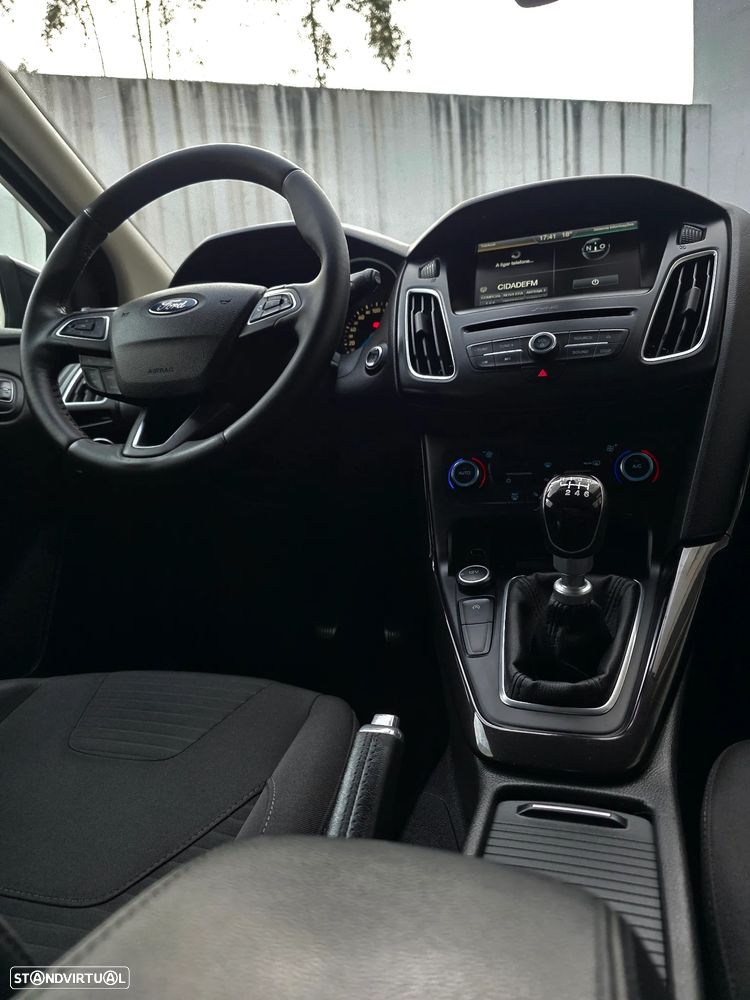 Ford Focus 1.5 TDCi Titanium - 43