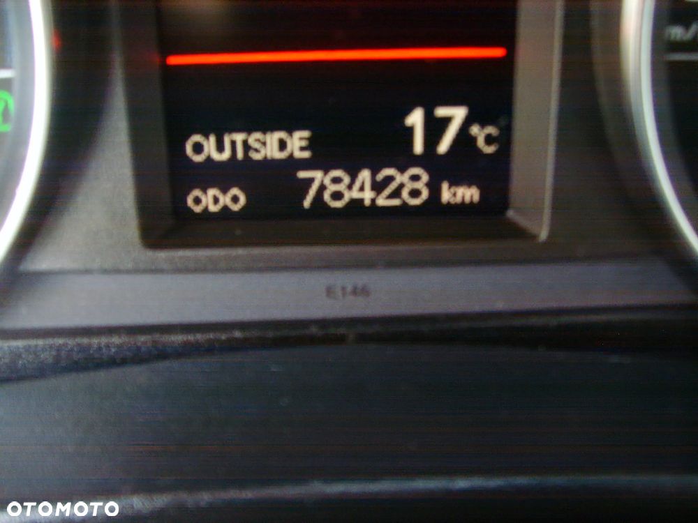 Toyota Auris ver-1-8-hsd-luna - 15