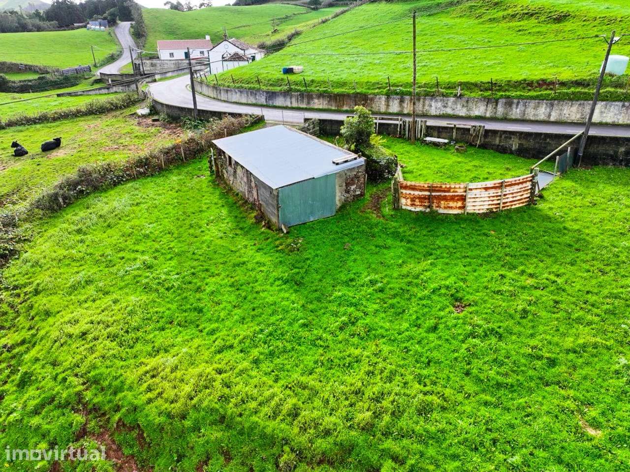 Propriedade em Ruína com Terreno - Glória, Santo Espírito - Grande imagem: 2/11