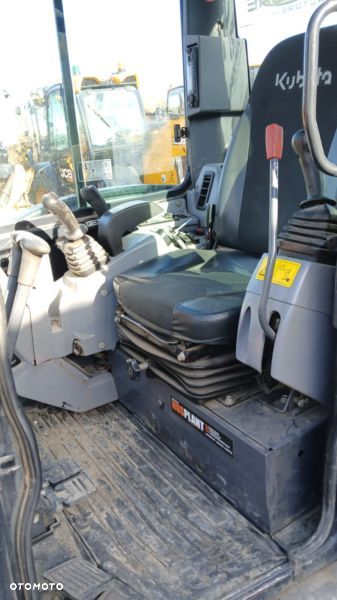 Kubota U48-4 - 11