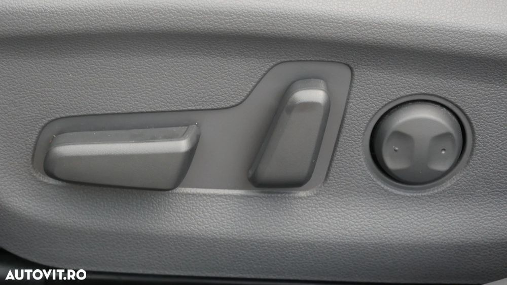 Hyundai IONIQ 1.6 GDI Premium - 16