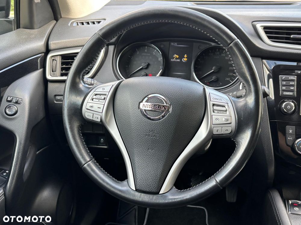 Nissan Qashqai 1.6 DIG-T Tekna - 24