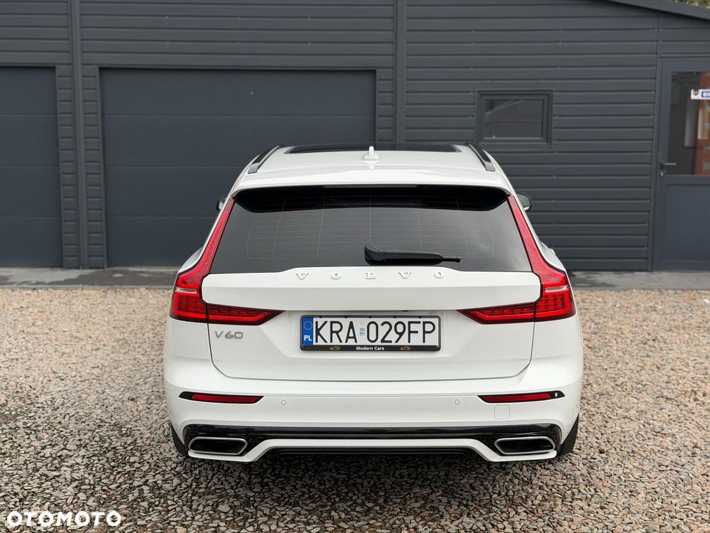 Volvo V60 D4 AWD Geartronic R-Design - 18