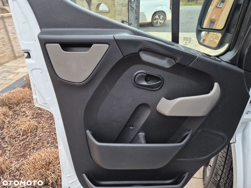 Renault MASTER MOVANO L4H2 2.3 150KM BRYGADÓWKA 6 OSÓB KLIMA SPROWADZONY - 22