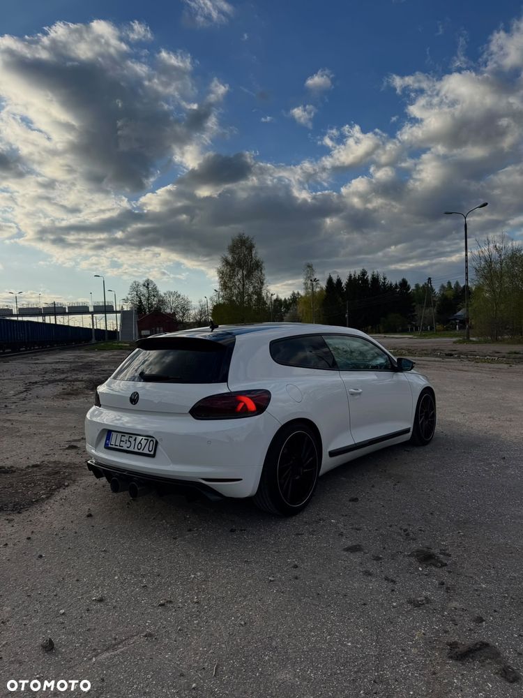 Volkswagen Scirocco - 2