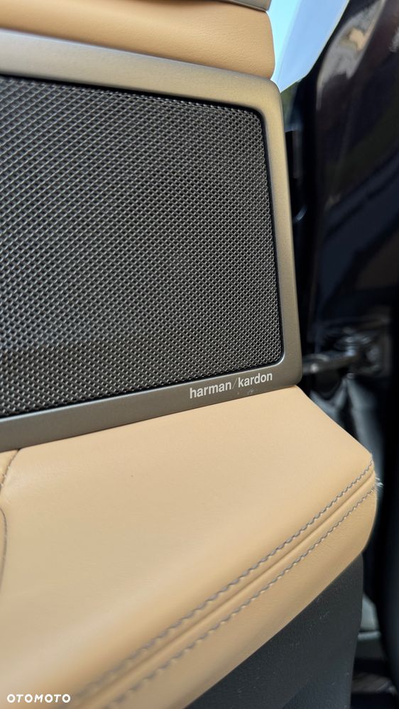 BMW Seria 7 750i xDrive - 23