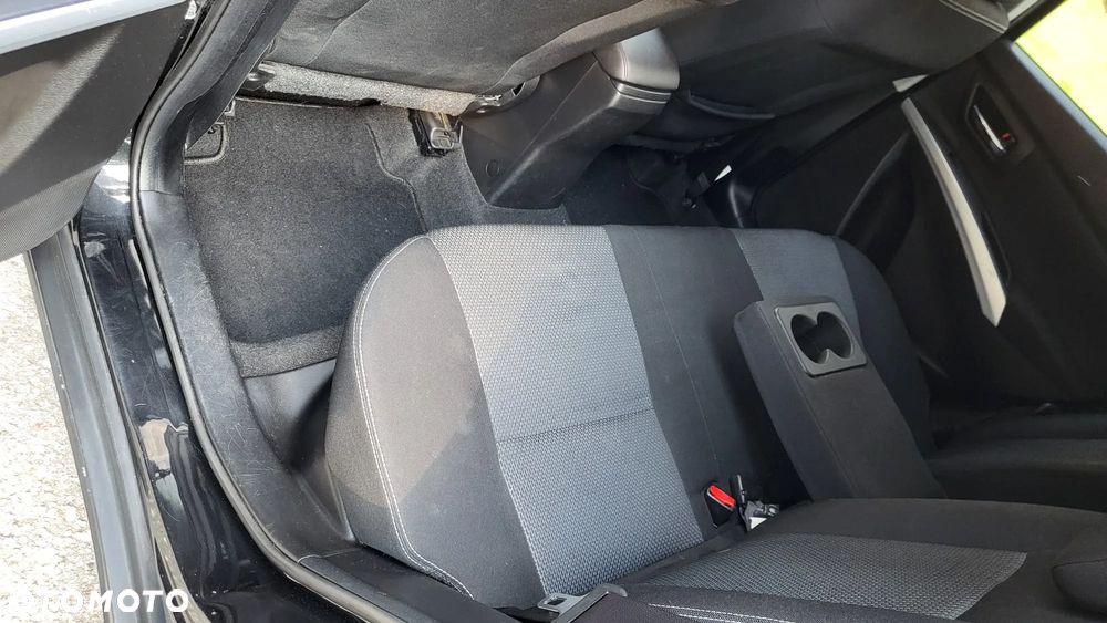 Suzuki SX4 - 15