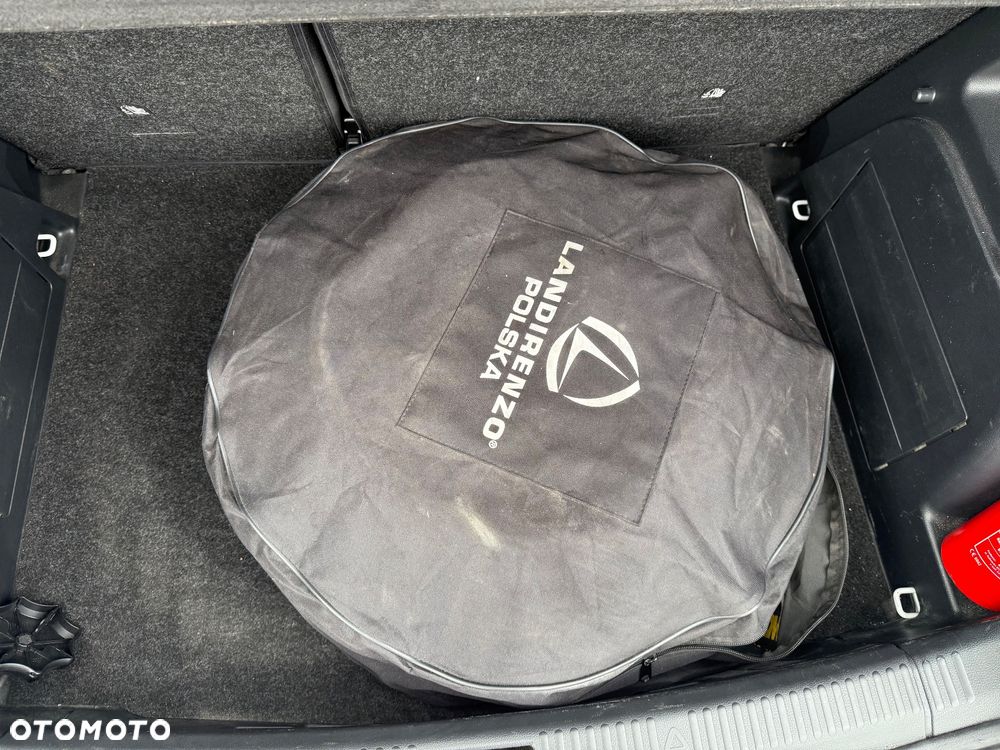 Skoda Fabia 1.0 Ambition - 24