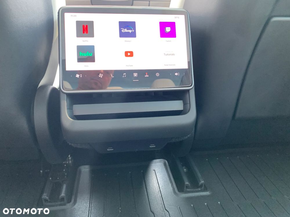 Tesla Model 3 AWD - 18