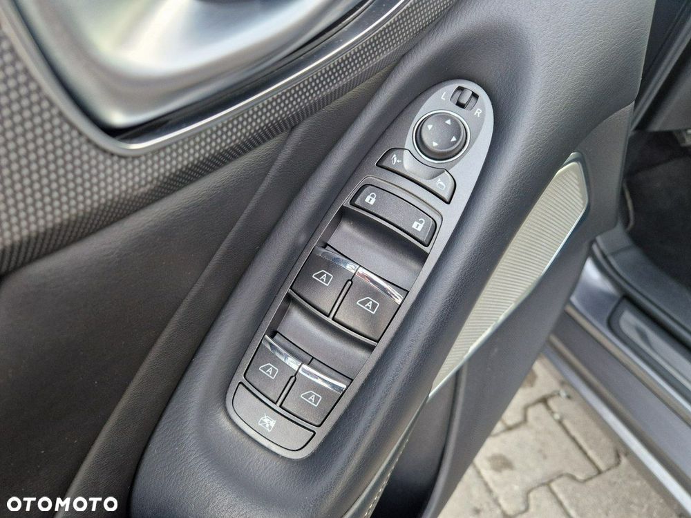 Infiniti Q50 - 18