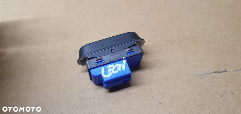 Przełącznik centralnego zamka blokady drzwi Seat Leon II Lift 5P0962125A - 4