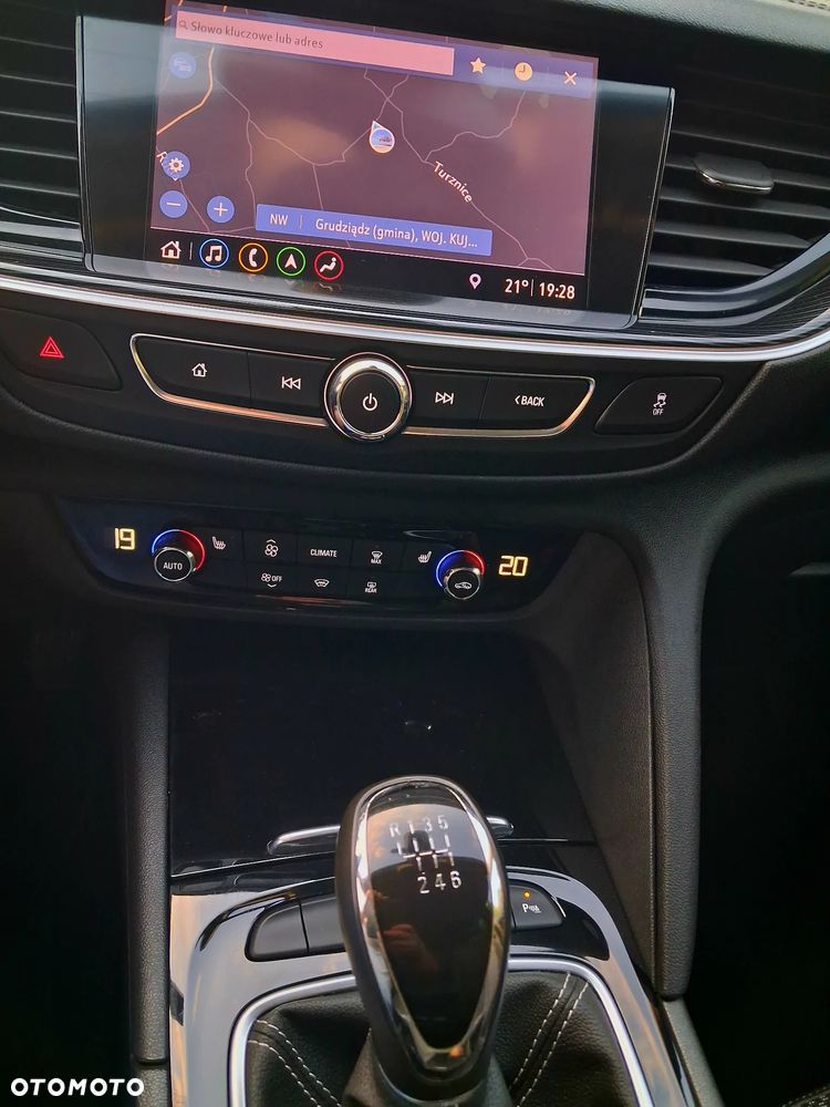 Opel Insignia 1.5 T Exclusive S&S - 21