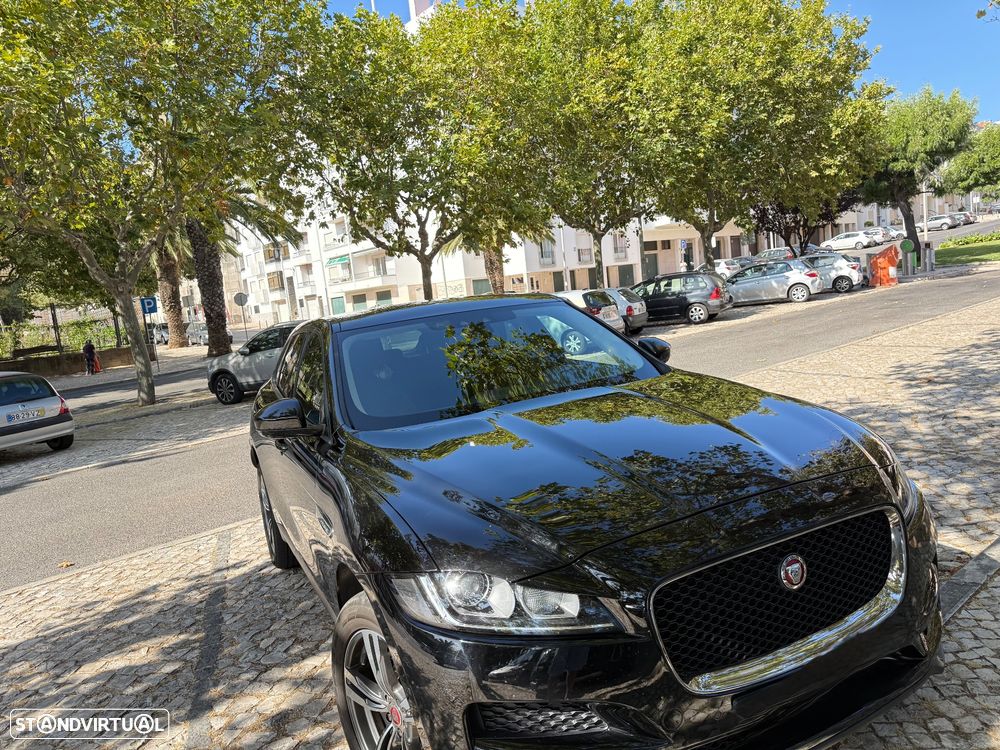 Jaguar F-Pace E-Performance Prestige - 5