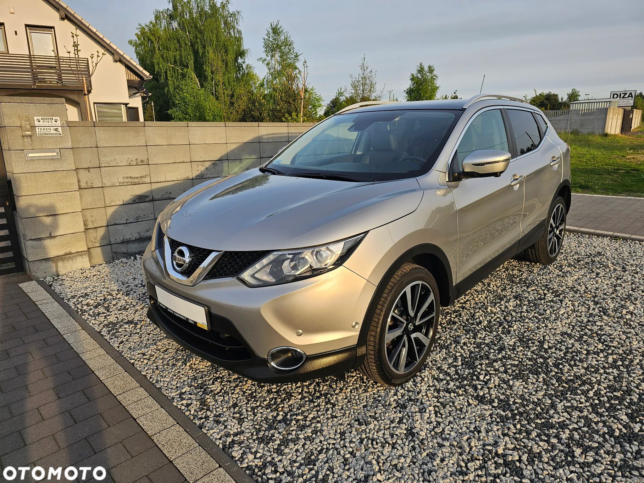 Nissan Qashqai 1.6 DIG-T Tekna - 1